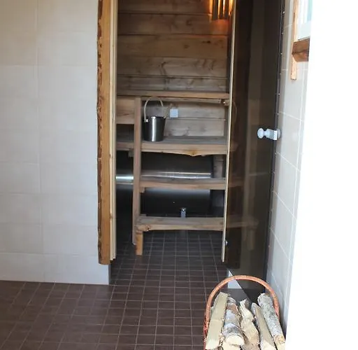 Semesterbostad Rauhanlaakson Jokimoekit